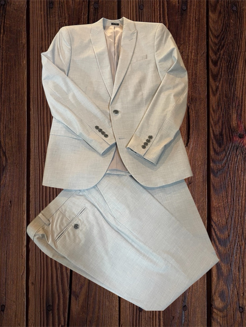 Men’s JF J. Ferrar Slim Fit 2 Piece Suit in Light Gray – Jacket & Pants Set.